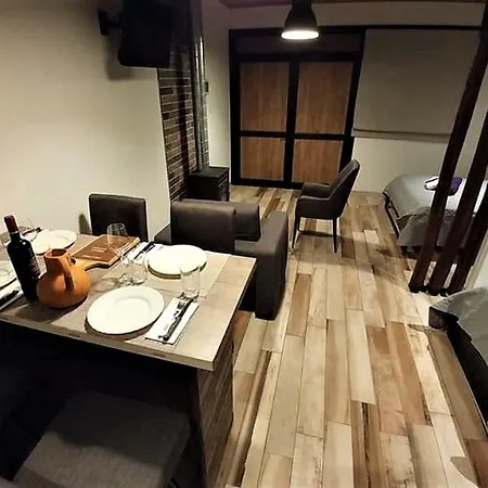 Vendégház Perneia 4*