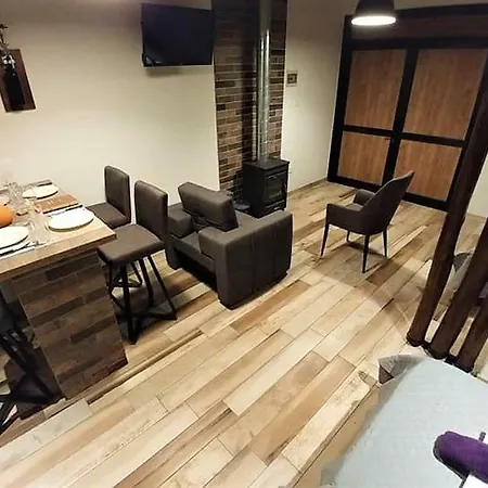 Guest house Perneia