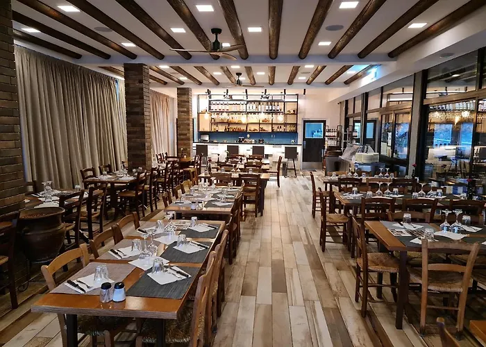 Πανσιόν Perneia