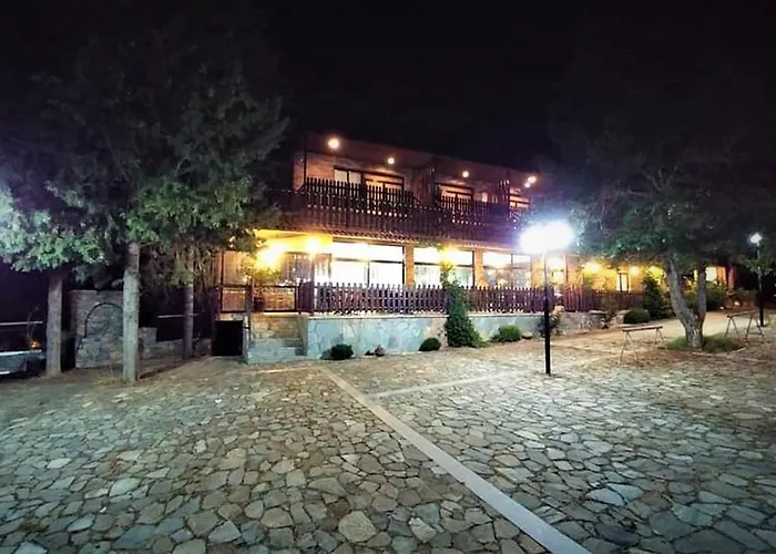 Πανσιόν Perneia